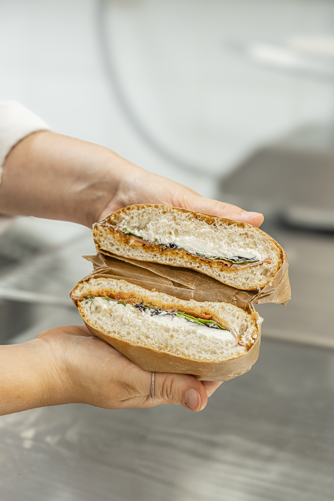 Olive bread Pesto rouge Jambon